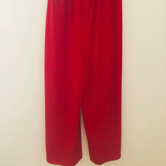 Red strapless Jumpsuit - Picture 3 of 5